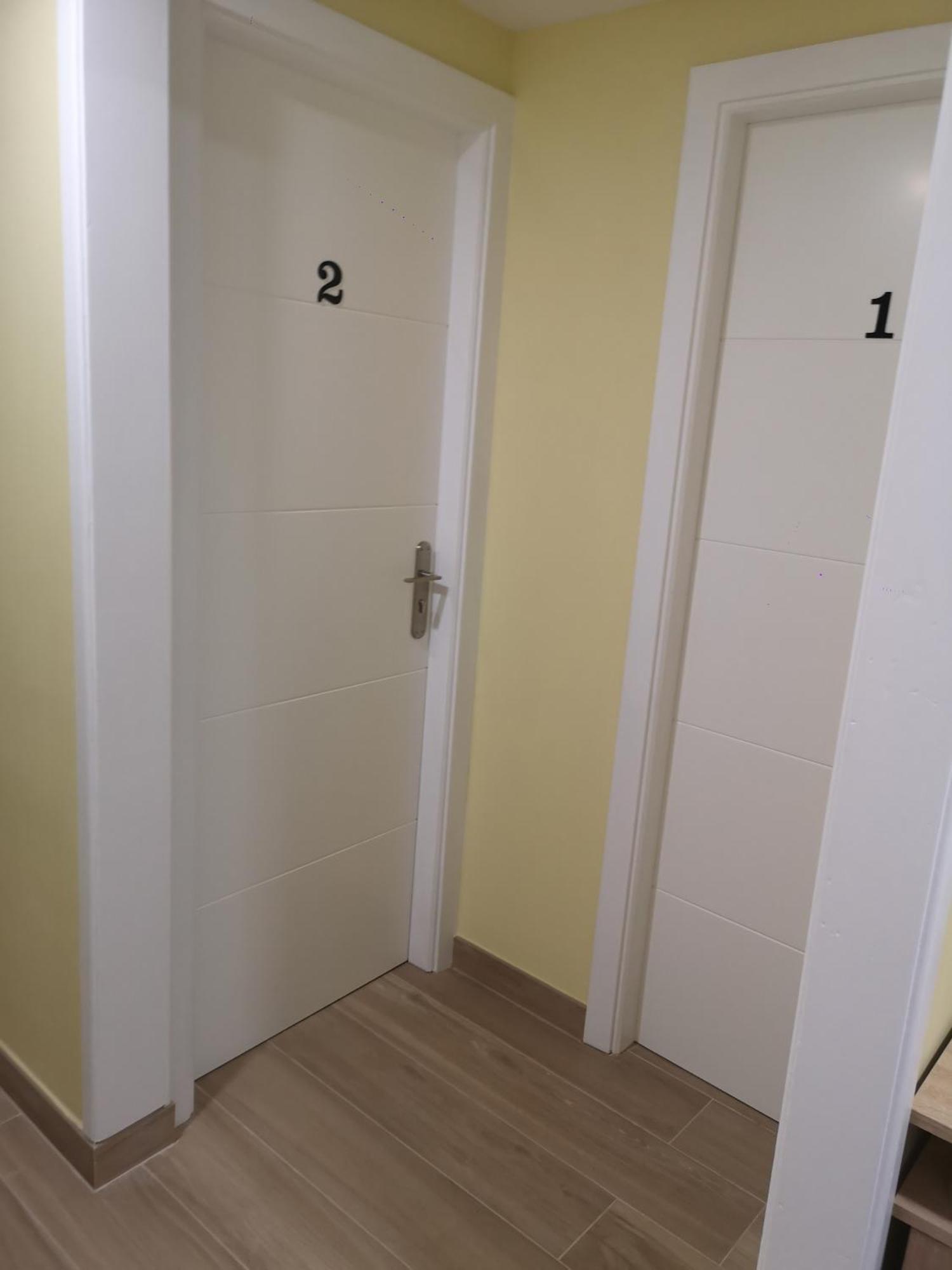Hostal Mari En La Laguna, Alquiler Habitacion Privada En Hostal, 6 Habitaciones Cerca De La Universidad Y Aeropuerto Norte, 3 Banos Compartidos Сан-Кристобаль-де-Ла-Лагуна Экстерьер фото