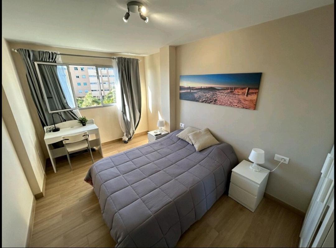 Hostal Mari En La Laguna, Alquiler Habitacion Privada En Hostal, 6 Habitaciones Cerca De La Universidad Y Aeropuerto Norte, 3 Banos Compartidos Сан-Кристобаль-де-Ла-Лагуна Экстерьер фото